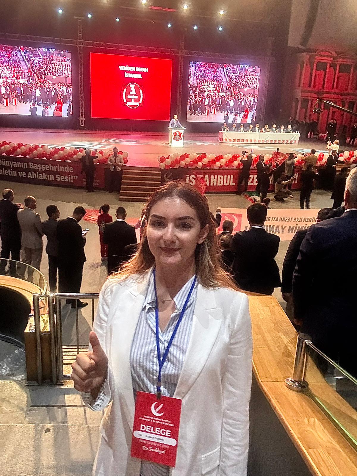 E6A4875A 8593 4A7E 984B 5A783D5B541F