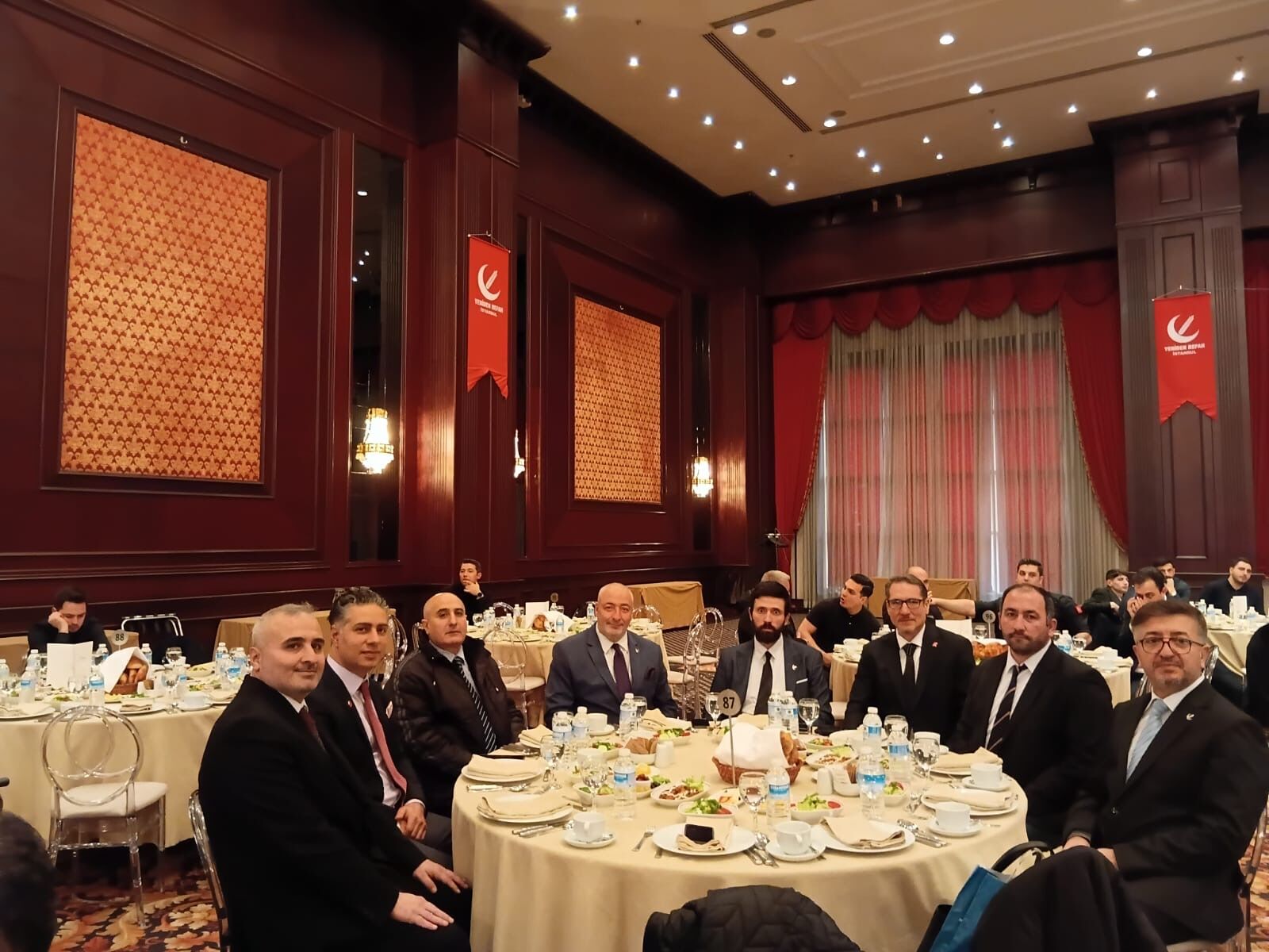 F8E1Ba8C 00Df 4373 8Ecd 222C76Eb8B13