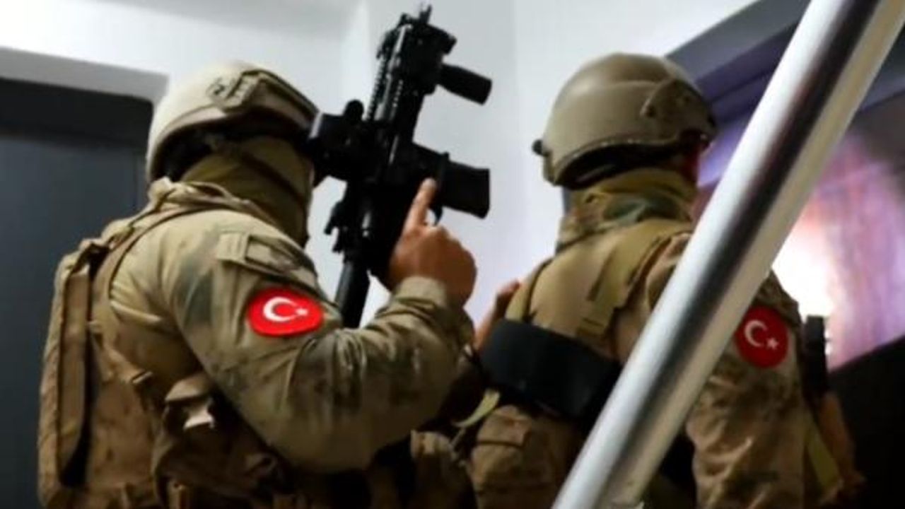 Polisten efsane operasyon: 715 gözaltı