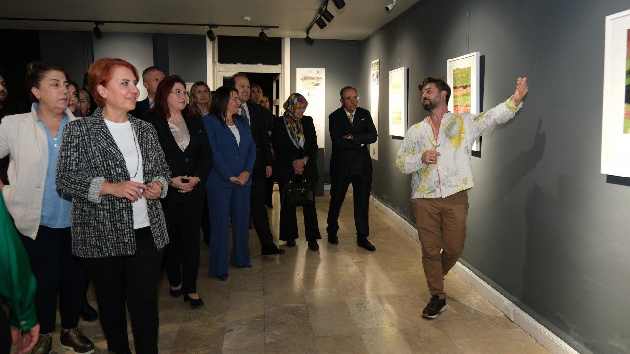Art Land Sanat Çalıştayı sergisi Mersin’de açıldı
