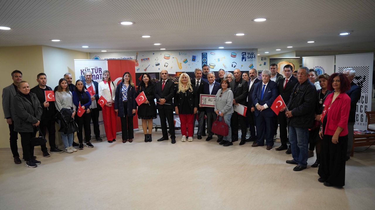 Mustafa Kemal Ulusu, Tuzla'da söyleşi yaptı