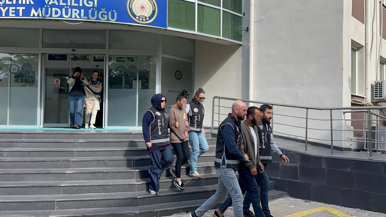 Nevşehir'de 61 kilo 121 gram kaçak altın ele geçirildi