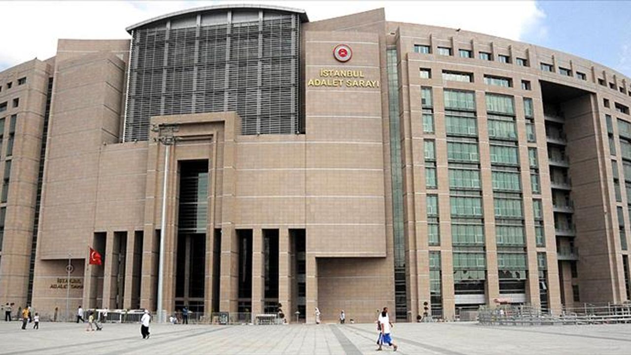 Ekrem İmamoğlu Çağlayan'daki İstanbul Adalet Sarayı'na getirildi