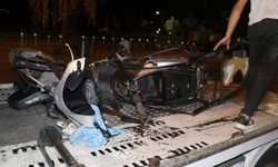 İzmir'de motokurye ile otomobil çarpıştı: 1 ölü, 1 yaralı