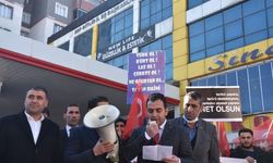 Bitlis'te şehit yakınları ile gazilerden DEM Parti'ye tepki
