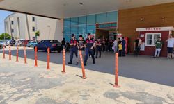 Bursa'da 11 kaçak göçmen yakalandı