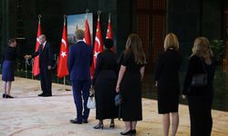 Cumhurbaşkanı Erdoğan, Külliye’de tebrikleri kabul etti