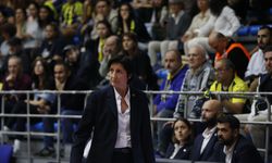 Fenerbahçe Opet : 84-64 : Casademont Zaragoza