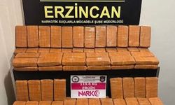 Erzincan'daki yol uygulamasında 119 kilo 600 gram eroin ele geçirildi