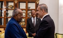 Dışişleri Bakanı Hakan Fidan, Cibuti Cumhurbaşkanı Guelleh ile bir araya geldi