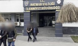 Batman’da otomobilin konsolu altındaki uyuşturucuyu 'Mailo' buldu