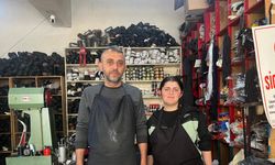 Ayakkabı tamircisi çırağı 16 yaşındaki Esra, kentte tek