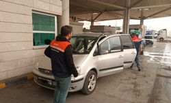 Kapıkule'de kaçak yollarla yurda sokulmak istenen 8 bin adet sülük ele geçirildi
