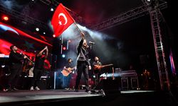 Koray Avcı, Fethiye'de konser verdi