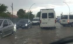 Malatya'da dolu ve sağanak etkili oldu