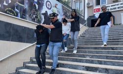 Kağıthane’de Kuyumcuyu Sahte Altınla Dolandıran 2 Şüpheli Tutuklandı