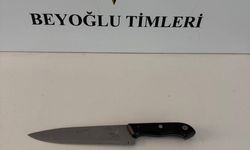 Beyoğlu’nda laf atma kavgası: 17 yaşındaki Umut bıçakla ağır yaralandı