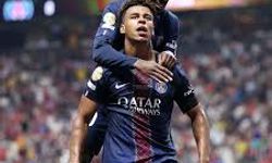 Paris Saint-Germain, Bayern Münih'i 2-0 mağlup ederek yarı finale yükseldi