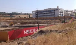 Çanakkale’de Ruhsatsız “Korsan” Hastane Tartışması!