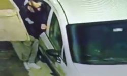 Gaziosmanpaşa'da otomobil teybi hırsızlığı kamerada