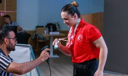 Sporcu Melek Şahin büyükler kategorisinde dünya şampiyonu oldu