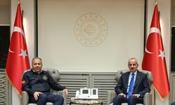 Bakanlar Yerlikaya ile Uraloğlu bir araya geldi