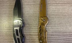 Beşiktaş'ta 'dur' ihtarına uymayan ehliyetsiz motosiklet sürücüsü polis aracına çarptı