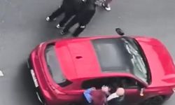 Beylikdüzü'nde kadın sürücülerin yol kavgası kamerada