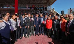 CHP Genel Başkanı Özel, KKTC'de düzenlenen törenlere katıldı