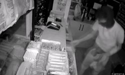 İş yerlerinden para ve sigara çalan şüpheliler yakalandı; hırsızlık kamerada
