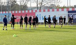 Samsunspor Futbol Direktörü Çapa: İlk yarıyı 32-33 puan bandında bitirmeyi hedefledik