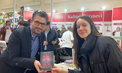 Gökhan Çelik’ten Yeni Roman Hilal Birliği Okurla Buluştu