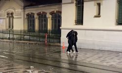 İstanbul'da sağanak yağış etkili oldu