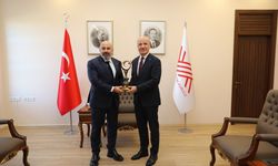 RDÜ Mütevelli Heyet Başkanı Barış Çakmakçı'dan YÖK Başkanı Prof. Dr. Erol Özvar'a ziyaret