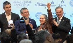 Özgür Özel, Kartal'da kentsel dönüşüm anahtar teslim töreninde konuştu