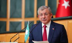 Davutoğlu: Yeni Yol Grubu'nu dağıtmak üzere yapacağınız her hamleyi başınızda kırarız