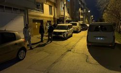 Ehliyetsiz sürücünün kullandığı otomobil, elektrikli bisiklete çarptı; 1'i ağır 2 çocuk yaralandı