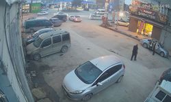 Malatya'da birlikte yaşadığı kadını sokak ortasında silahla tehdit etti; o analar kamerada