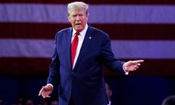 Trump seçimlerde seçmen kimliği ile vatandaşlık belgesinin sunulmasını istedi