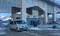 Bakan Bolat Türkiye-İran arasında günübirlik yolcu geçişleri karşılıklı olarak durduruldu