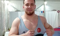 Milli güreşçi Hakan Büyükçıngıl, 125 kiloda Avrupa üçüncüsü oldu