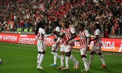 Galatasaray Samsunspor deplasmanında 4-1 ağır yenildi şok!