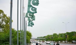 Pakistan'da intihar saldırısı: 12 polis hayatını kaybetti