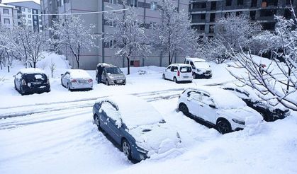 Bitlis’te okullara 1 günlük kar tatili