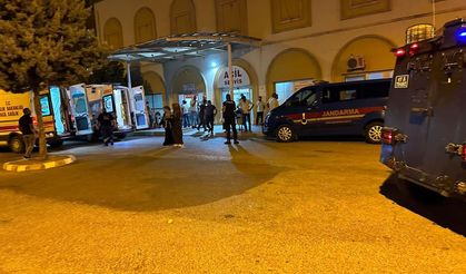 Mardin'de komşu esnafların bıçaklı kavgasında kan aktı