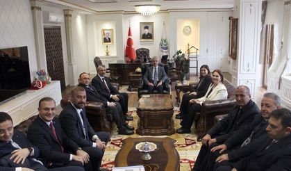 Ulaştırma Bakanı Uraloğlu: Halkalı-Kapıkule Hızlı Tren projesinde Çerkezköy-Kapıkule etabını 2025'te açmayı planlıyoruz