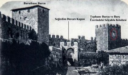 Antalya’da tarihi Cumhuriyet Meydanı panayıra döndü