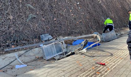 Gaziantep'te otomobil, minibüse çarptı: 1 ölü, 3 yaralı