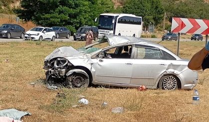 Takla atan otomobildeki 7 yaşındaki Azra öldü, ailesi yaralı