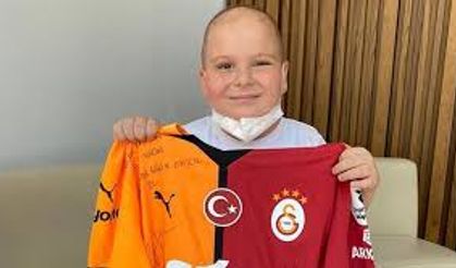 Barış Alper Yılmaz’dan kanser hastası çocuğa sürpriz